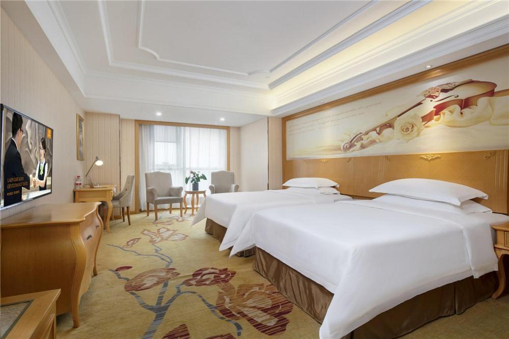Vienna Hotel Zhengzhou Zhongyuan Futa Exterior foto